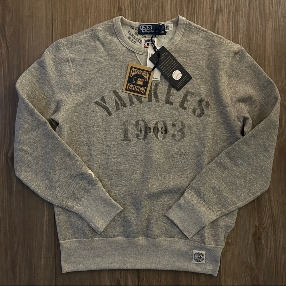 Polo Ralph Lauren | New York Yankees Crewneck Sweatshirt Loft Grey (Small) - Picture 2 of 16